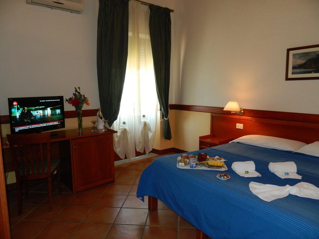 Hotel La Porta Del Mare Tropea Ngoại thất bức ảnh